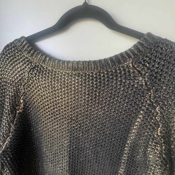 Lord and Taylor Classy black and gold sweater - Picture 4 of 5
